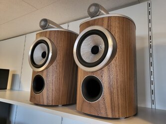 Zur Hörprobe bereit